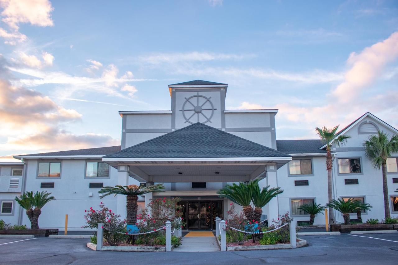 Admiral'S Inn On Tybee Island Exterior photo